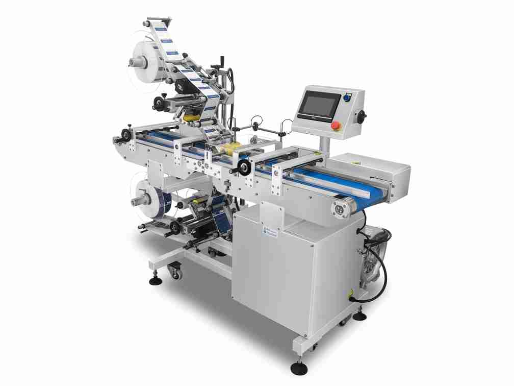 <footer>
<div class=